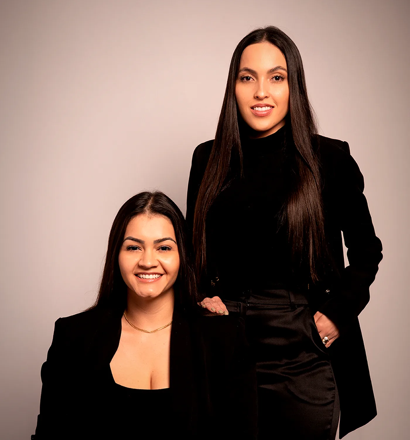 Camila Tieme e Débora Silveira, advogadas do escritório Tieme & Silveira, em Maringá/PR